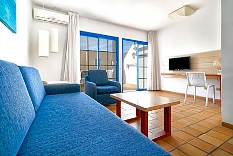 One-Bedroom Apartment with Terrace
