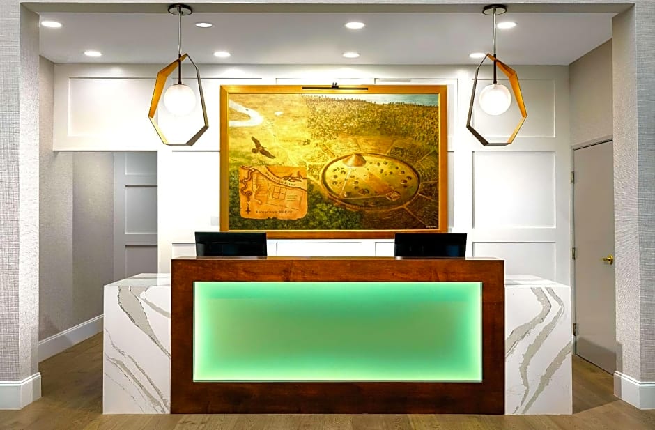 The Bluff Hotel Savannah, Tapestry Collection by Hilton