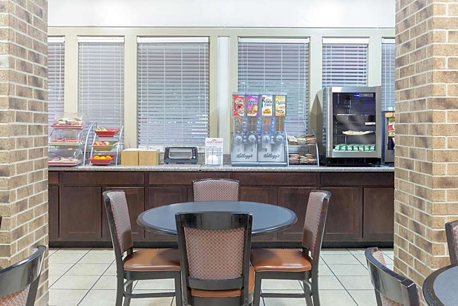 Hawthorn Extended Stay by Wyndham Richardson