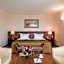 Crystal Palace Boutique Hotel