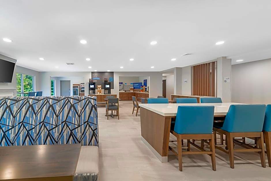 Holiday Inn Express & Suites North Conway, NH By IHG