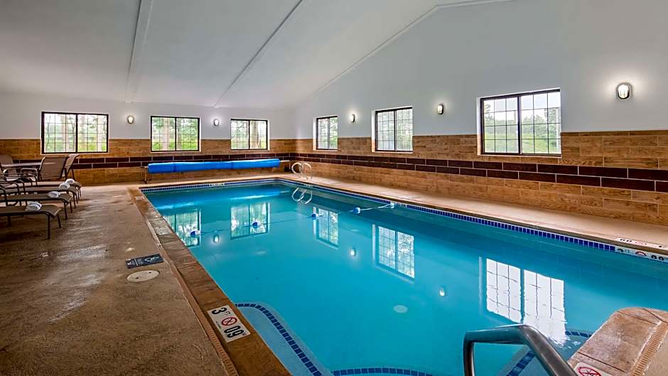 Best Western Plus Plaza Hotel