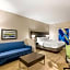 Holiday Inn Express & Suites Jacksonville - Town Center By IHG