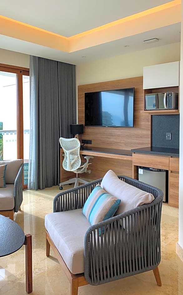 Holiday Inn & Suites Puerto Vallarta Marina & Golf By IHG