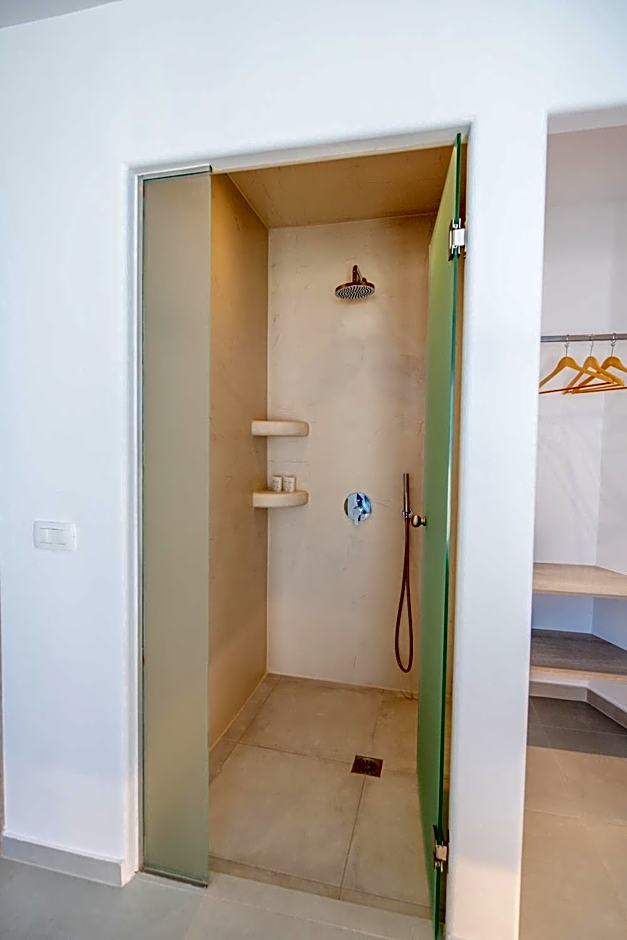 Oyster Luxury Suites