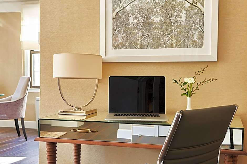 The Gardens Sonesta ES Suites New York
