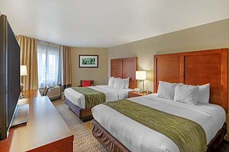 2 QUEEN BEDS NONSMOKING