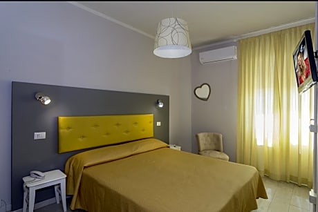 Double Room with Beach Access