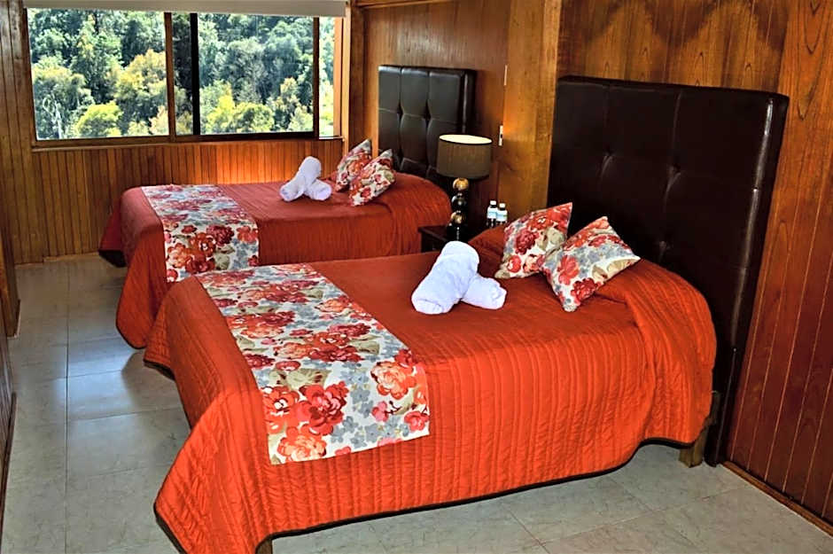 Hotel "La Cabaña de Don Adolfo"