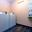 Holiday Inn Express Hotel & Suites Raton By IHG