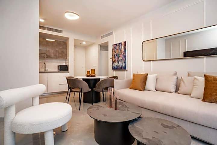 Apartment in Haneviim St, Jerusalem