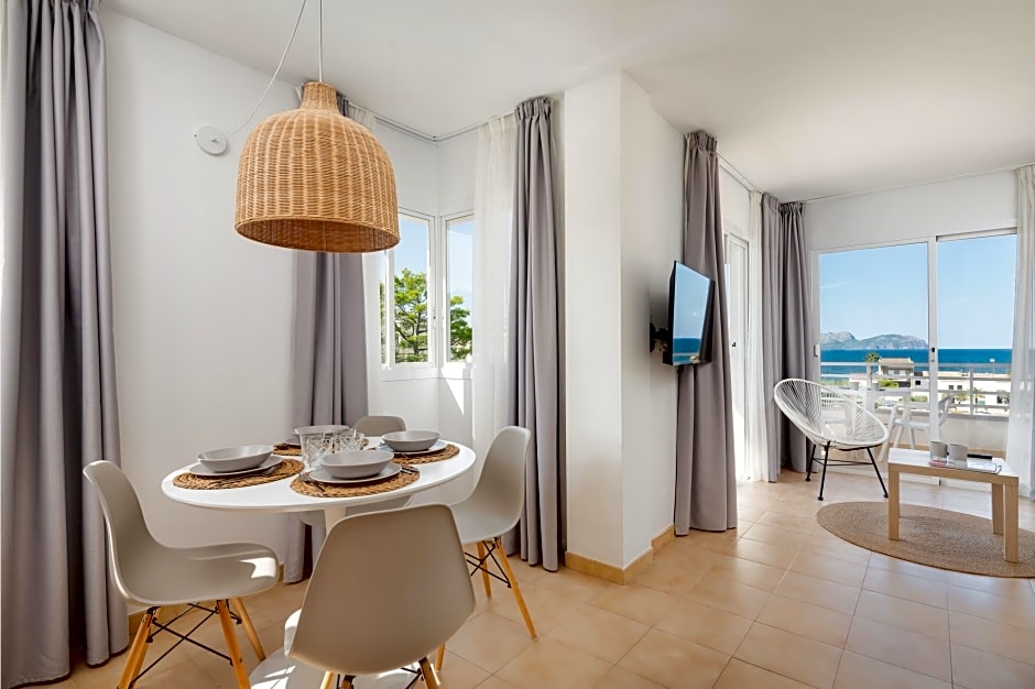 Baulo Mar Suites