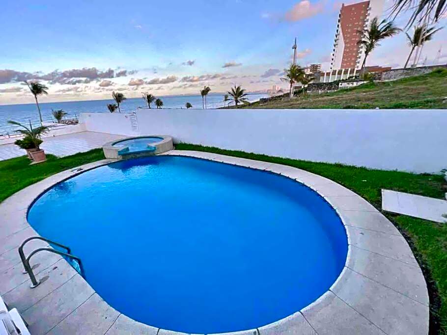 Sexto piso y vista al mar