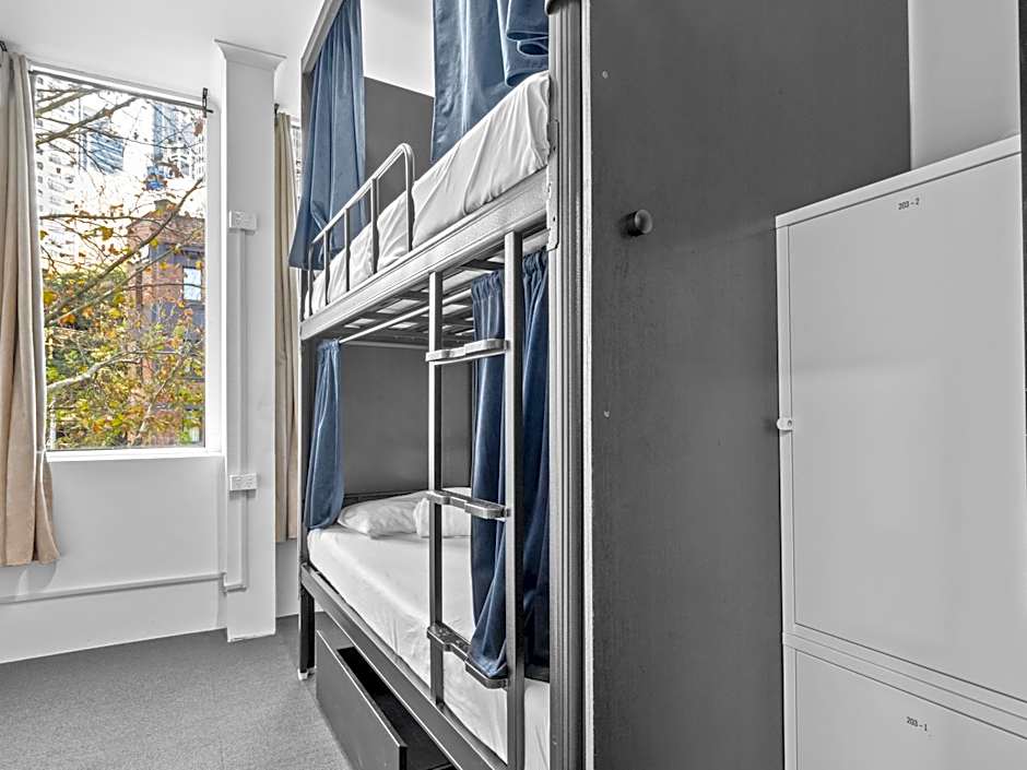 AZZURRO POD HOTEL - Central Sydney