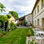 Les Hauts de Grazac, Chambres et Tables d'hôtes
