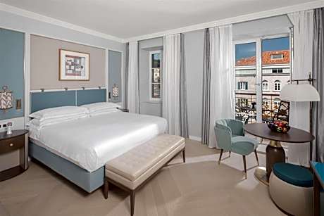 King Executive Room