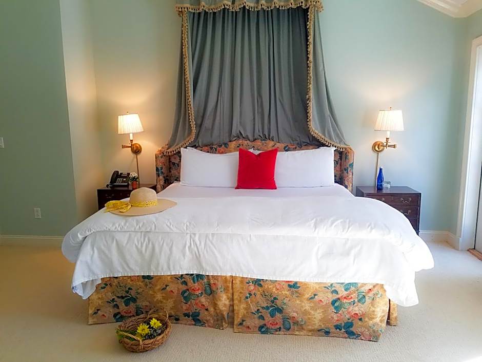 The Copper Beech Inn