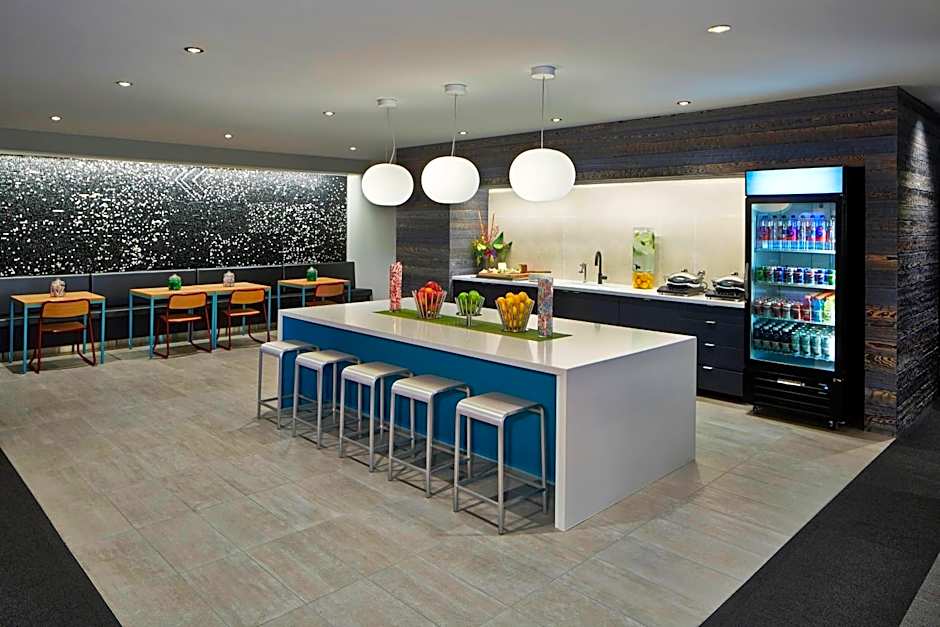 Aloft Seattle Redmond