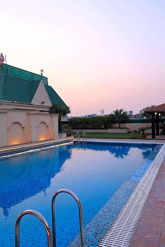 Savoy Suites Noida Delhi N.C.R.