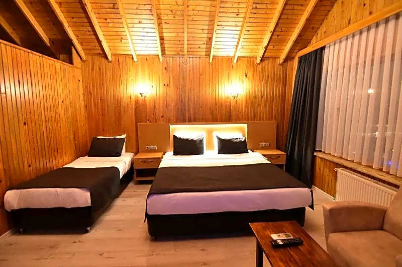 Green Palace Suite Hotel