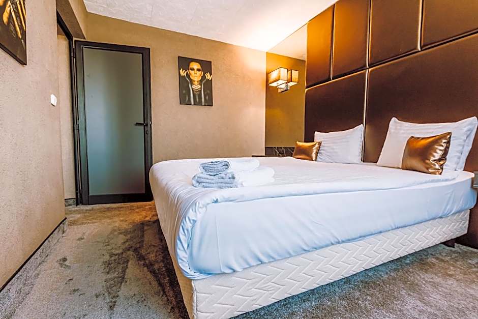 Deluxe Apartment — 7 fotoğraftan 1. fotoğraf