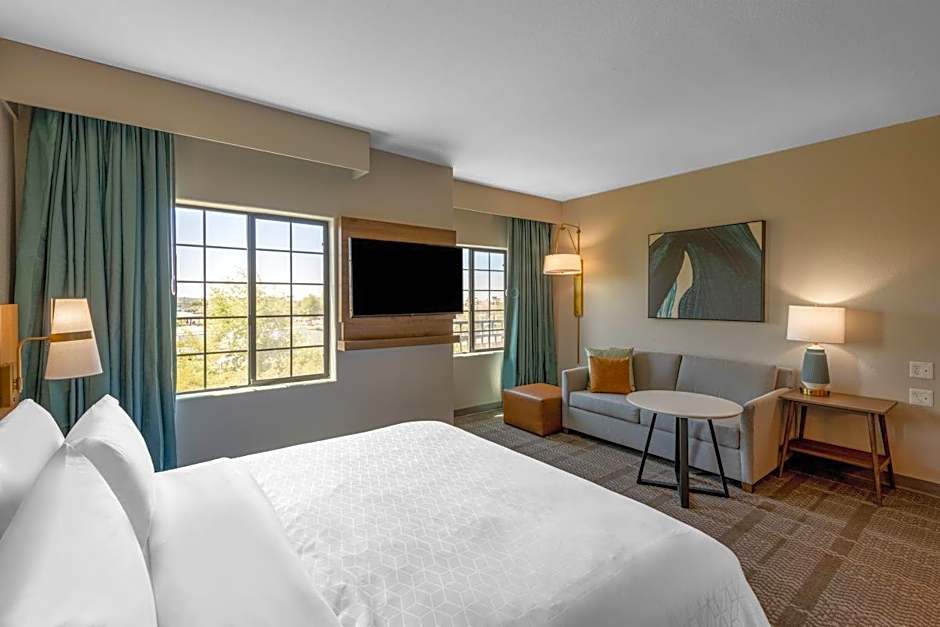 Photo 1 of 7 of Studio 1 King Bed