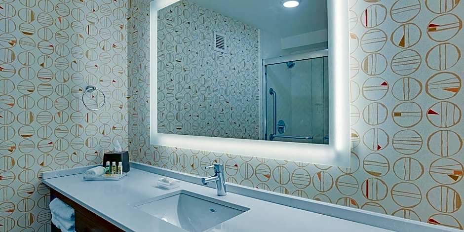 Holiday Inn Roanoke - Valley View By IHG