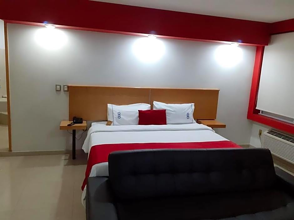 Hotel CEO