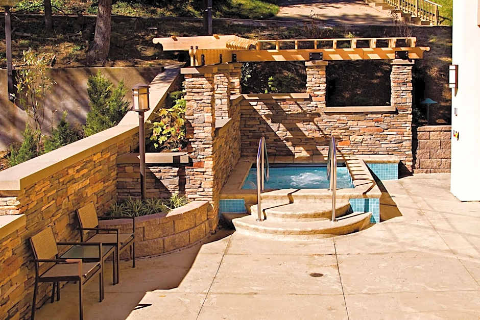 Hampton Inn By Hilton Wheeling