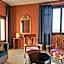 Thebes Hotel