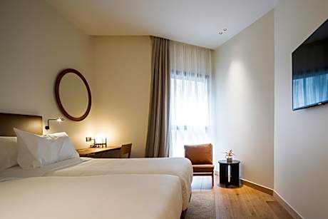 Suite with City View