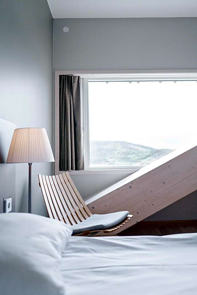 Wood Hotel by Frich's