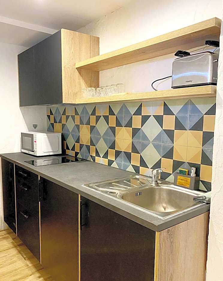 Y Hostel - Albergue Juvenil