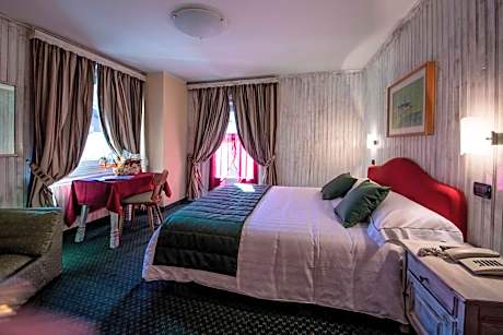 Comfort Quadruple Room