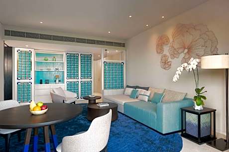 One-Bedroom Executive Suite with Ocean View - Club Access