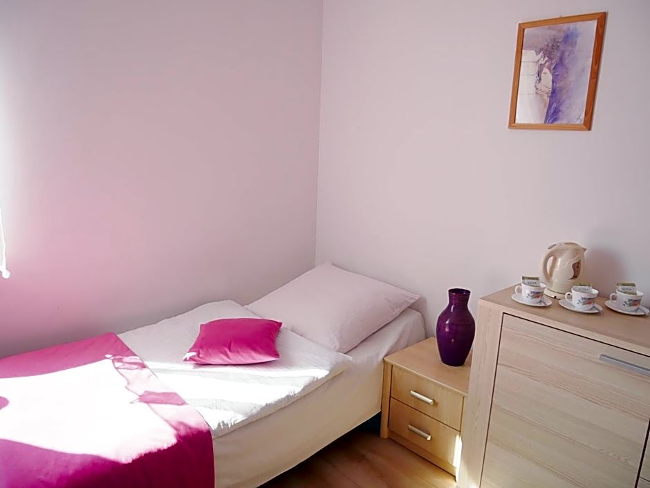 Słoneczny Dom pokoje i apartament na wynajem