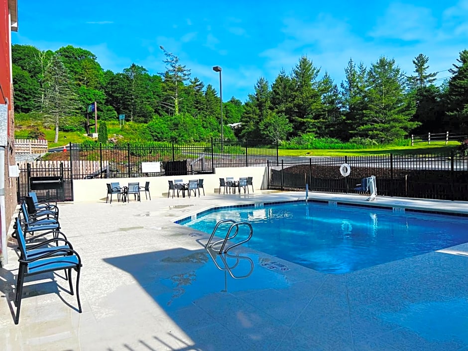 Holiday Inn Express Blowing Rock South, an IHG Hotel