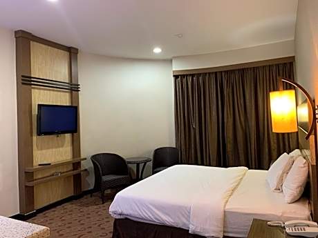 Deluxe Double Room with Bath