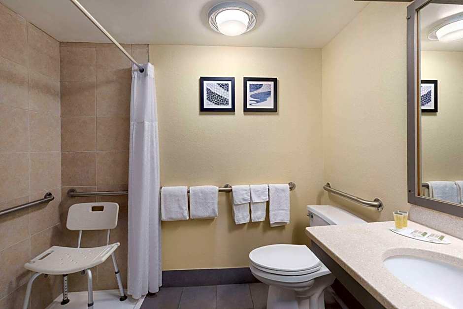 Travelodge by Wyndham Perry GA
