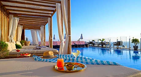 Carlton Tel Aviv Hotel - Luxury on the Beach