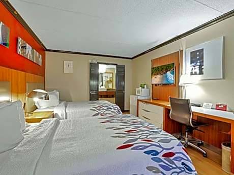 Deluxe Room with Two Double Bed Non-Smoking