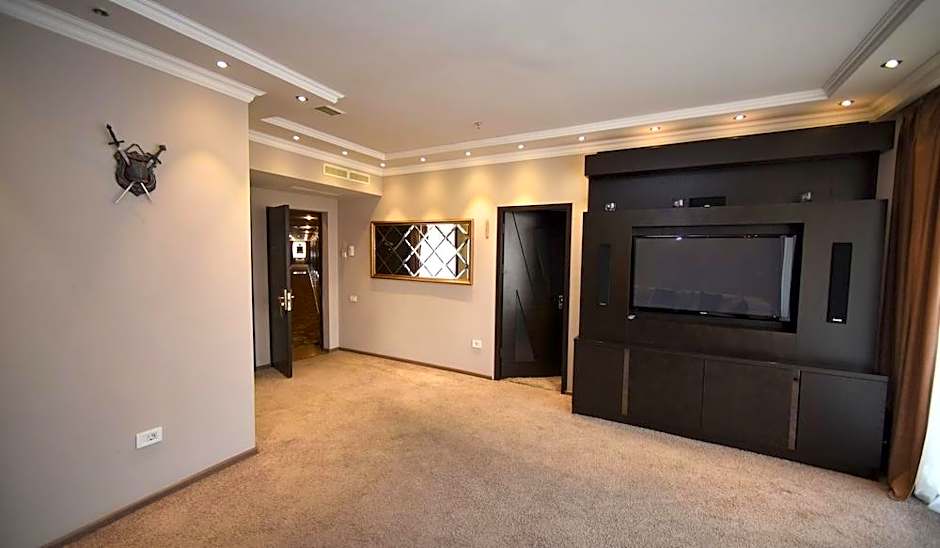 Imperial Palace Hotel