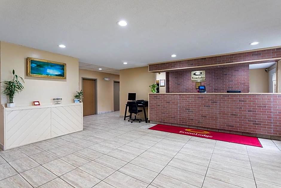 Econo Lodge Painted Post - Corning