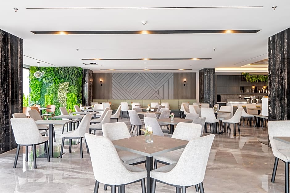 Aston Sorong Hotel & Conference Center