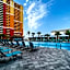 CHARD ON ICE, BRAND NEW, Walk to Pier Park, 3 Bedrooms