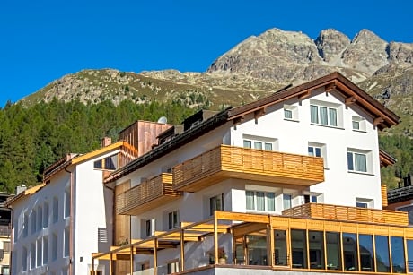 Conrad's Mountain Lodge