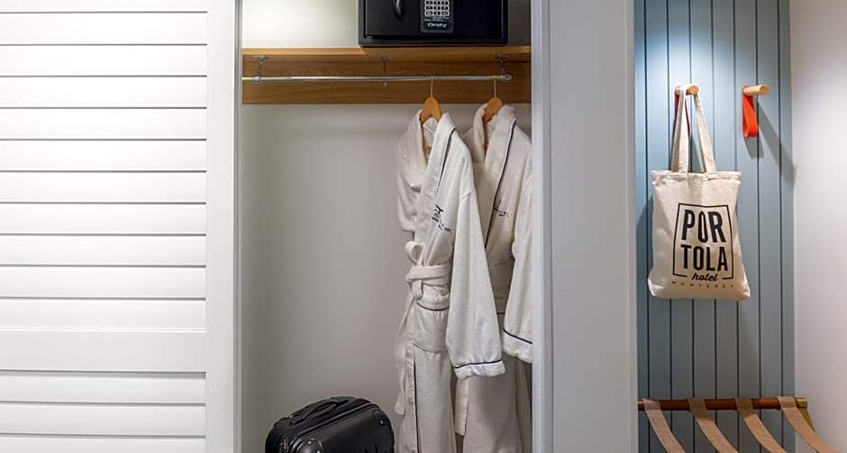 Portola Hotel and Spa