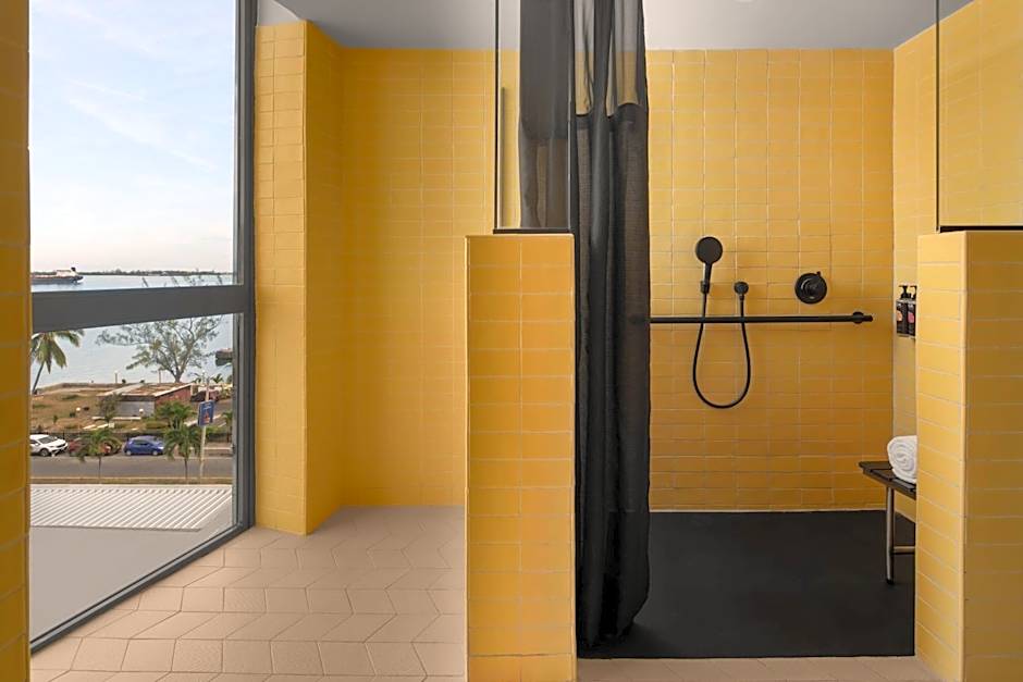 Rok Hotel Kingston Tapestry Collection By Hilton