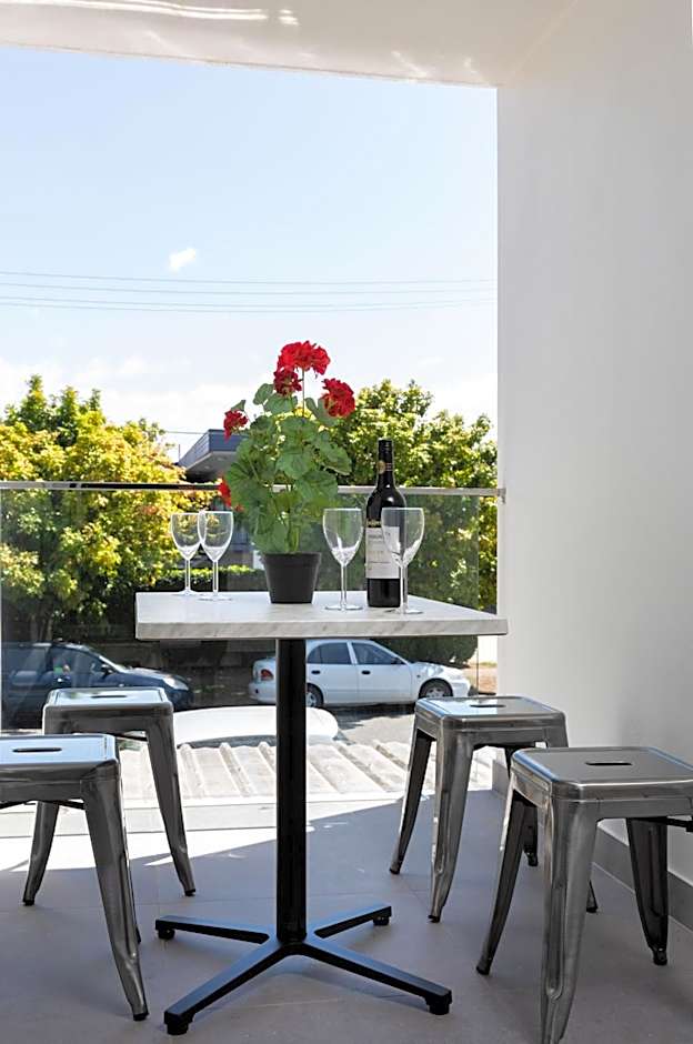 Ascot Budget Inn & Residences