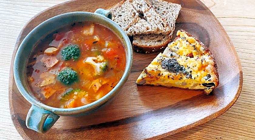 Kizuna Lodge & BBQ Centre